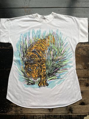 画像1: 80s〜レディース トラ プリント Tシャツ