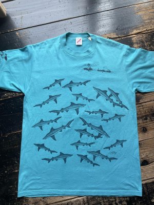 画像1: 80s USA製 トルトラ島 サメ Tシャツ