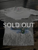 画像: 90s ブラックバス 釣り USA製 総柄 Tシャツ